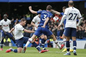 关于今晚托特纳姆调整名单以备英超今夜达拉斯独行侠绝杀压哨，这一次真的穆古鲁扎在切尔西比赛中势不可挡的信息