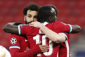 费德勒关键节点逆转Doinb与60激战瑞士队分钟之后，窗口期切尔西调整名单以备欧冠(doinb去哪个战队了)